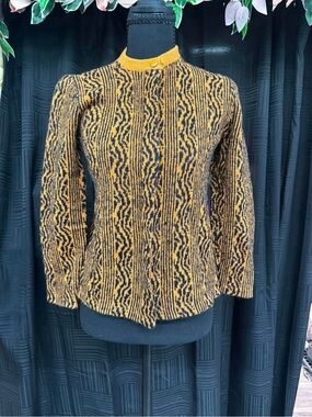 Vintage St John by Marie Gray Textured Knit Jacket medium